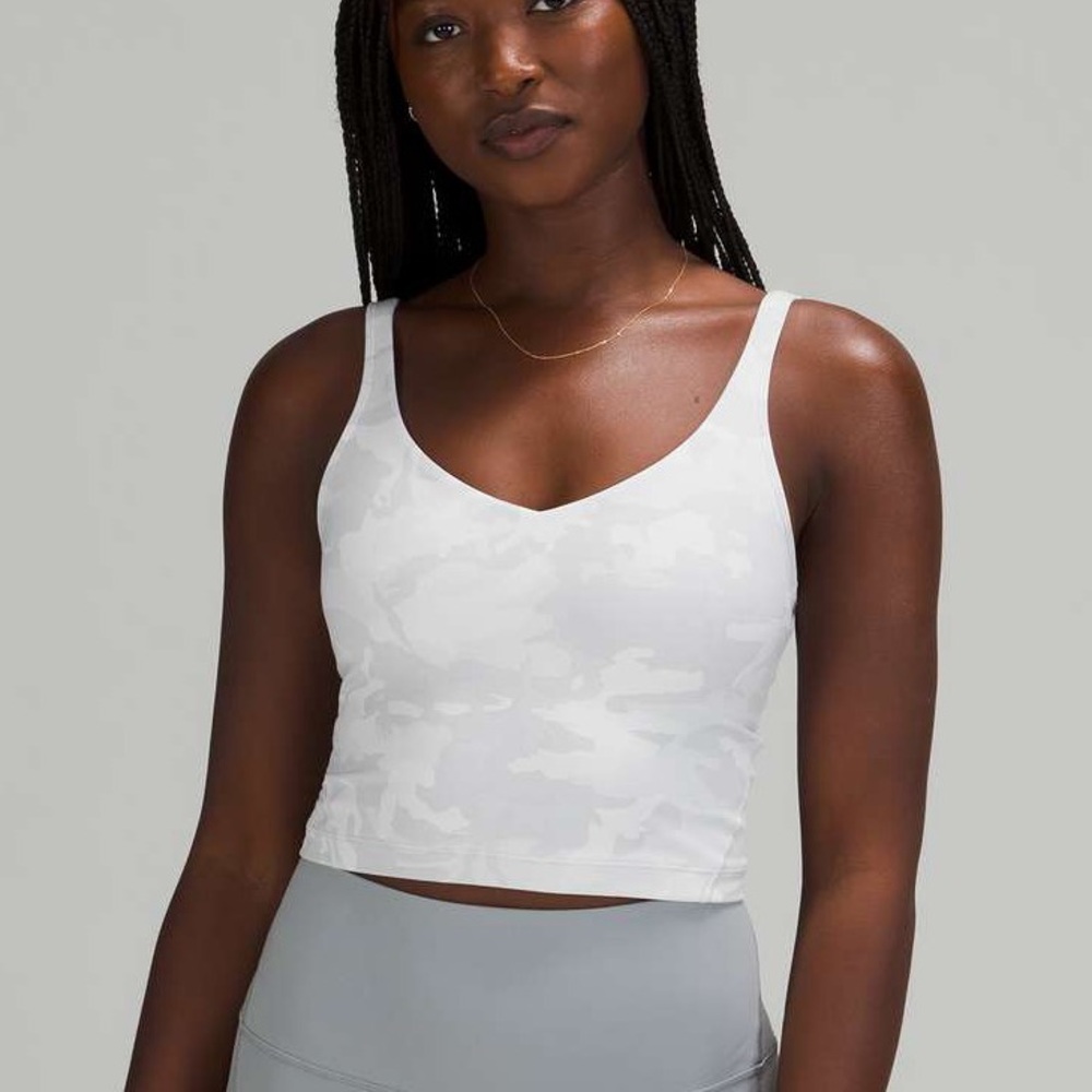 Lululemon Align Tank
Incognito Camo Alpine White Multi Size 2 Good Condition